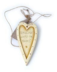CREAM WOODEN 'FRIENDSHIP' HEART